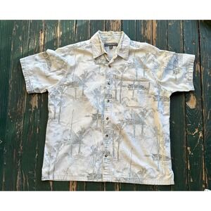 Croft & Barrow Mens Large Tropical Palm Tree Sailboat Button Down Shirt Grey